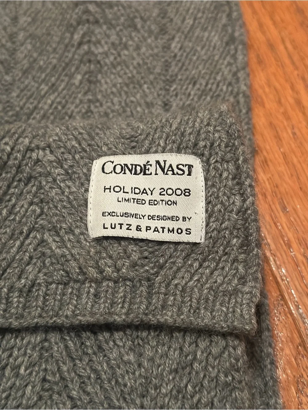 Condé Nast Lutz & Patmos Cashmere Scarf Holiday 2008 Limited Edition Gray 67